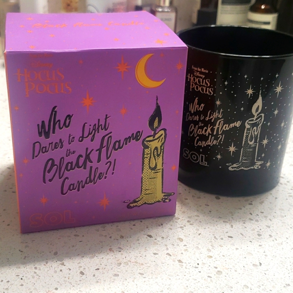 Hocus Pocus Candle & Box